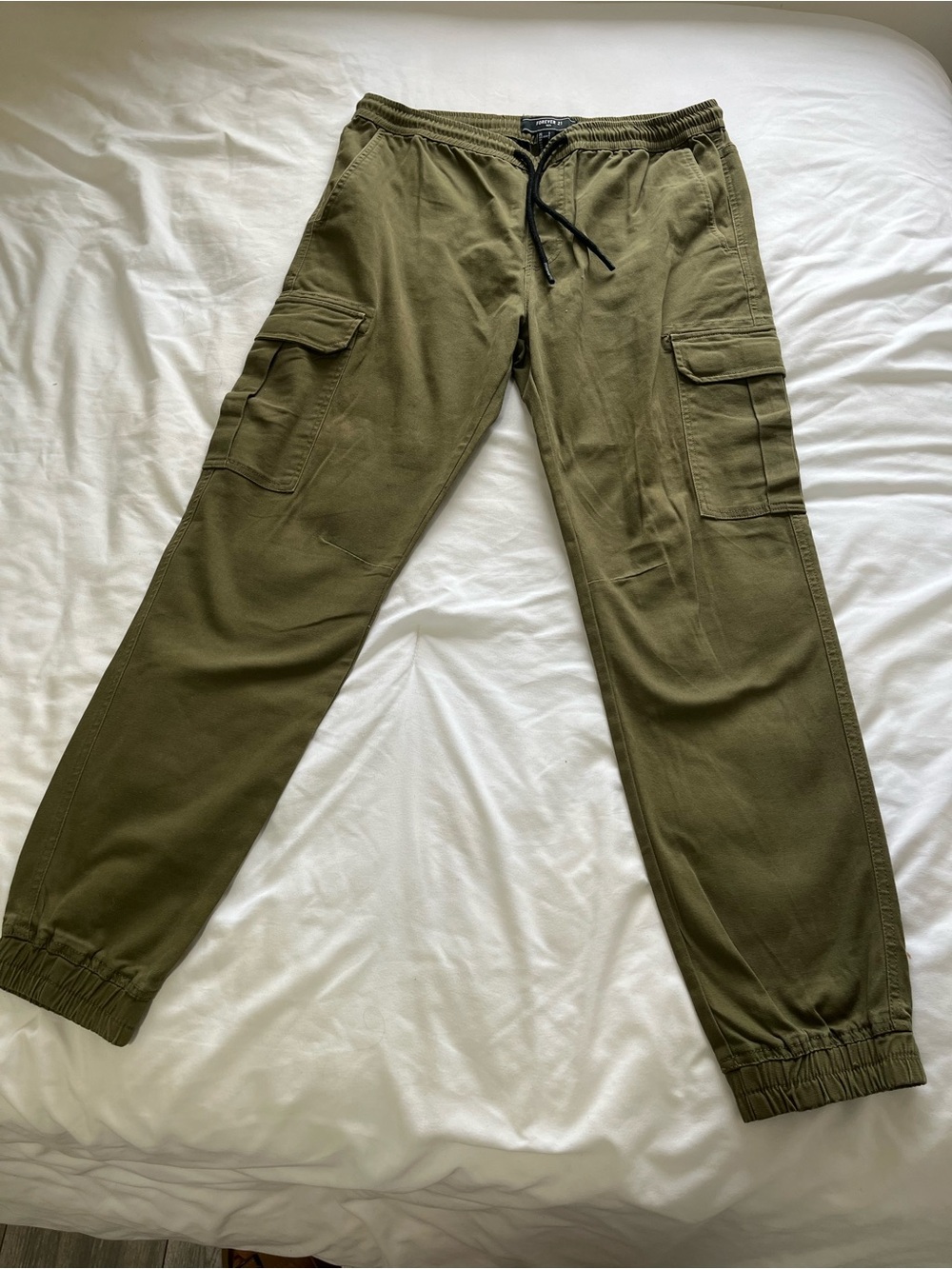 Forever 21 Men's Olive Green Cargo Jogger Pants